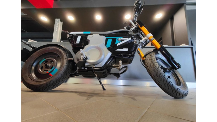 BMW CE 02 2024