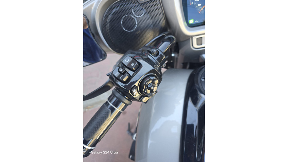 HARLEY DAVIDSON CVO Street Glide 2024