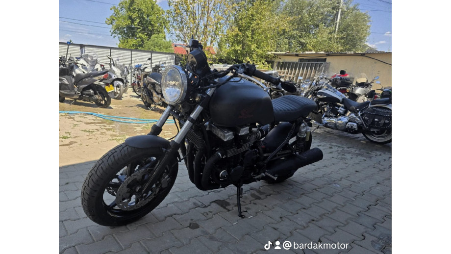 HONDA CB750 1993
